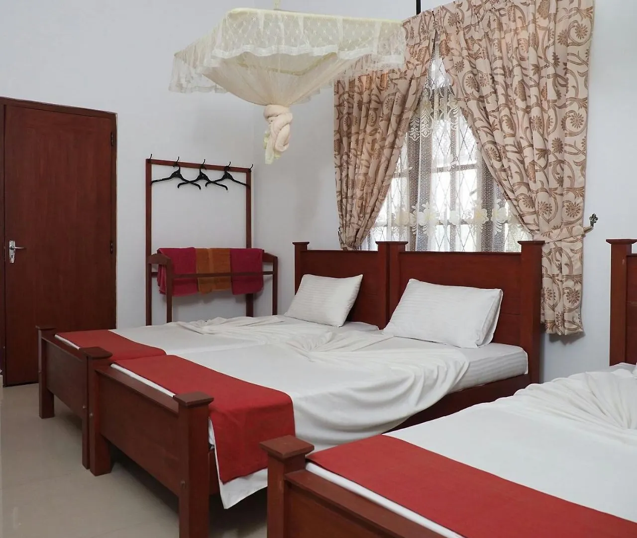 Gasthof Kandyan White Holiday Homes